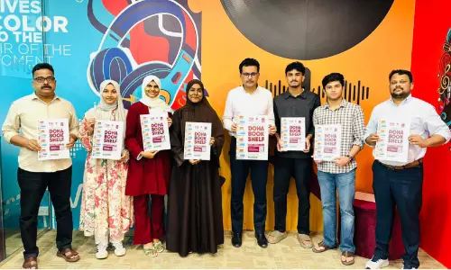 ദോ​ഹ ബു​ക്ക് ഷെ​ൽ​ഫ് പോ​സ്റ്റ​ർ പ്ര​കാ​ശ​നം