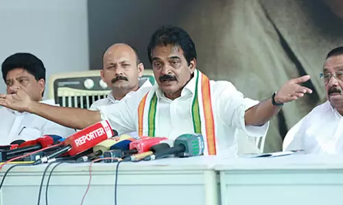 പി.ആർ.ഡി വകുപ്പിൽ പിൻവാതിൽ നിയമനം നടന്നതായി -കെ.സി. വേണുഗോപാൽ പി.ആർ.ഡി വകുപ്പിൽ പിൻവാതിൽ നിയമനം നടന്നതായി -കെ.സി. വേണുഗോപാൽ