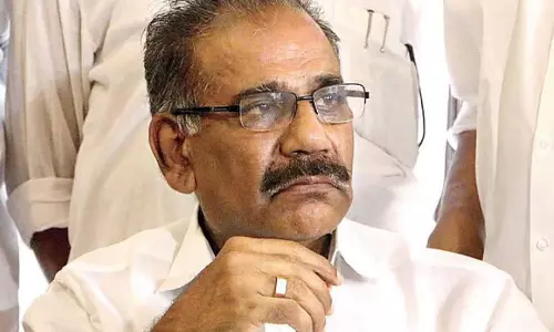 ക്ലോ​ക്ക് ചി​ഹ്നം ല​ഭി​ക്കാ​ൻ എ​ല​ത്തൂ​രി​ൽ എ.​കെ. ശ​ശീ​ന്ദ്ര​ൻ സ​മ​ർ​പ്പി​ച്ച​ത് വ്യാ​ജ രേ​ഖ -ഡോ. ​സ​ജി​പോ​ത്ത​ൻ തോ​മ​സ്