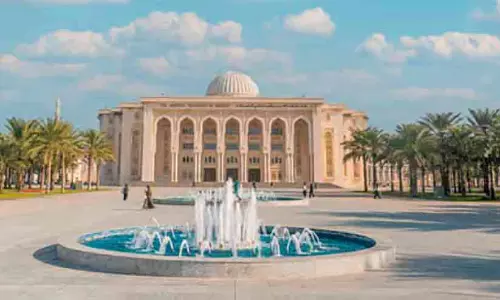 അമേരിക്കൻ യൂനിവേഴ്സിറ്റി ഷാർജ വിദൂര പഠനം തുടരും