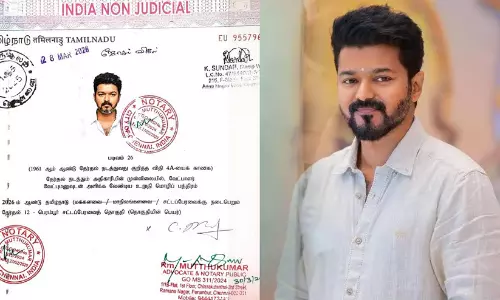 വിജയ് പെരമ്പൂരിൽ പത്രിക സമർപ്പിച്ചു; സത്യവാങ്മൂലത്തിൽ വെളിപ്പെടുത്തിയത് കോടികളുടെ ആസ്തി