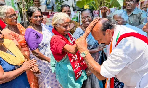 കുട്ടനാട്ടിലെ വോട്ട് ആര് കൊയ്യും? കുട്ടനാട്ടിലെ വോട്ട് ആര് കൊയ്യും?