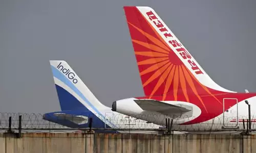 ആഭ്യന്തര വ്യോമയാന വിപണിയിൽ 91 ശതമാനവും കൈയടക്കി ഇൻഡിഗോയും എയർ ഇന്ത്യയും; കണക്കുകൾ പുറത്തുവിട്ട് കേന്ദ്ര സർക്കാർ