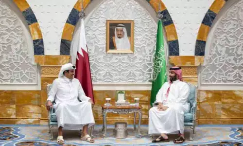 സൗഹൃദ സന്ദർശനം; ഖത്തർ അമീർ -സൗദി കിരീടാവകാശി കൂടിക്കാഴ്ച സൗഹൃദ സന്ദർശനം; ഖത്തർ അമീർ -സൗദി കിരീടാവകാശി കൂടിക്കാഴ്ച