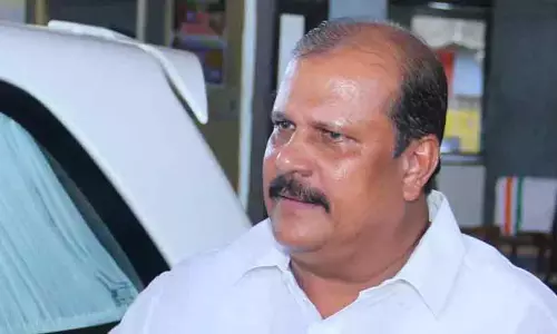 പിതാക്കന്മാർ ഊളത്തരം പറയാൻ പാടില്ല, രണ്ടേകാൽ ശതമാനം മാത്രമുള്ള ക്രിസ്ത്യാനികളാണ് ഇവിടെ കിടന്ന് ചാടുന്നത് : സഭാ പിതാക്കന്മാർക്കെതിരെ പി.സി. ജോർജ്