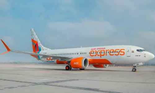 സാങ്കേതിക തകരാർ: എയർ ഇന്ത്യ എക്സ്പ്രസ് വിമാനം ലഖ്നോവിൽ അടിയന്തരമായി ഇറക്കി സാങ്കേതിക തകരാർ: എയർ ഇന്ത്യ എക്സ്പ്രസ് വിമാനം ലഖ്നോവിൽ അടിയന്തരമായി ഇറക്കി