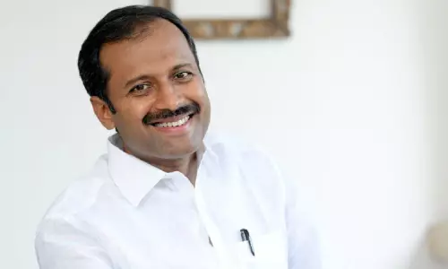 ഒരു പാർട്ടിയിലും ലയിക്കില്ല