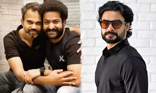 ഡേറ്റ് മാനേജ് ചെയ്യാൻ ബുദ്ധിമുട്ടാണ്, അതിനാൽ പിന്മാറുന്നു; പ്രശാന്ത് നീലും ജൂനിയർ എൻ.ടി.ആറും ഒന്നിക്കുന്ന ഡ്രാഗൺ എന്ന ചിത്രത്തിൽ നിന്നും പിന്മാറുന്നുവെന്ന് ടൊവിനോ തോമസ്