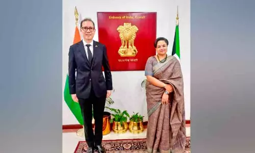 ഇന്ത്യൻ അംബാസഡർ തായ്‌ലൻഡ് അംബാസഡറെ സ്വീകരിച്ചു