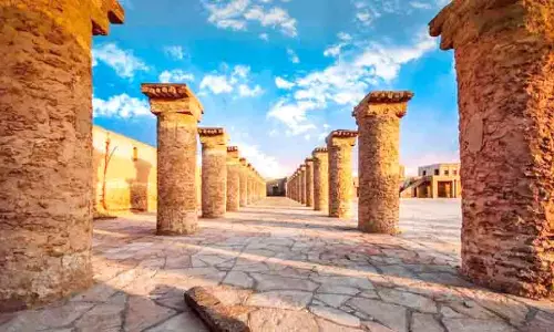 4,000 വാസ്തുവിദ്യ പൈതൃക കേന്ദ്രങ്ങളുടെ കോഡിങ് പൂർത്തിയാക്കി സൗദി ഹെറിറ്റേജ് കമീഷൻ 4,000 വാസ്തുവിദ്യ പൈതൃക കേന്ദ്രങ്ങളുടെ കോഡിങ് പൂർത്തിയാക്കി സൗദി ഹെറിറ്റേജ് കമീഷൻ