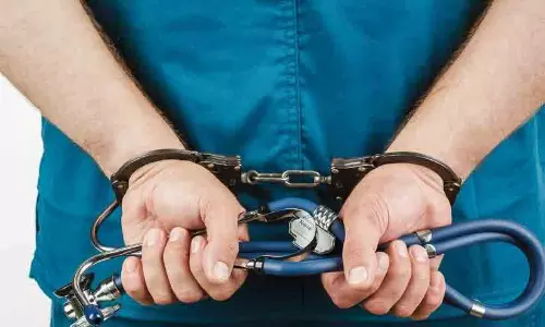 കിടപ്പിലായ ബഹ്റൈൻ പൗരന്‍റെ പണം തട്ടിയ ഇന്ത്യൻ നഴ്‌സിന് 10 വർഷം തടവ്