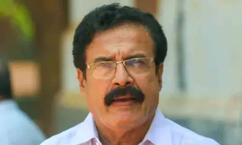 ‘തന്റെ കുടുംബത്തിലേക്ക് തന്നെ മടങ്ങിപ്പോകുന്നു’; തൃശ്ശൂർ മുൻ മേയർ എം.കെ വർഗീസ് വീണ്ടും കോൺഗ്രസിലേക്ക്, യു.ഡി.എഫ് സ്ഥാനാർഥി രാജൻ പല്ലന് പിന്തുണ നൽകും