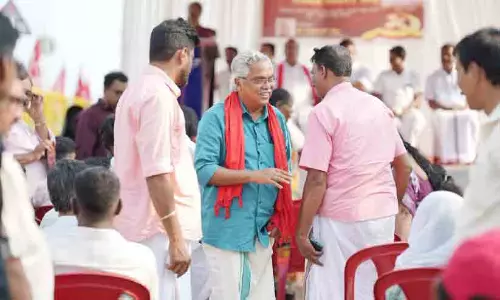 വാവിട്ടവാക്കുകളില്ല... ഈ യാത്രയിൽ...