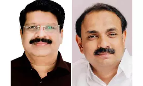 ഏ​ത് ദി​ശ​യി​ലേ​ക്ക് വീ​ശും ക​ട​ലോ​ര​ക്കാ​റ്റ് ​?