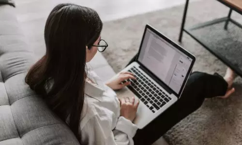 ഷാർജയിൽ സ്കൂൾ കുട്ടികളുടെ അമ്മമാർക്ക്​ വർക്ക്​ ഫ്രം ഹോം