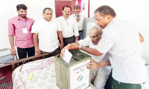 ഔസേപ്പച്ചൻ, മൂലയിൽതോട്ടത്തിൽ 104 വയസ്സ് വീട്ടിൽ വോട്ട്