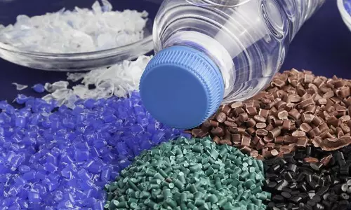 പശ്ചിമേഷ്യൻ പ്രതിസന്ധി: പെട്രോകെമിക്കൽ ഉൽപന്നങ്ങളുടെ ഇറക്കുമതി തീരുവ കേന്ദ്ര സർക്കാർ ഒഴിവാക്കി