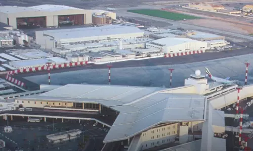 ആക്രമണങ്ങൾ ഒഴിയാതെ വിമാനത്താവളം​