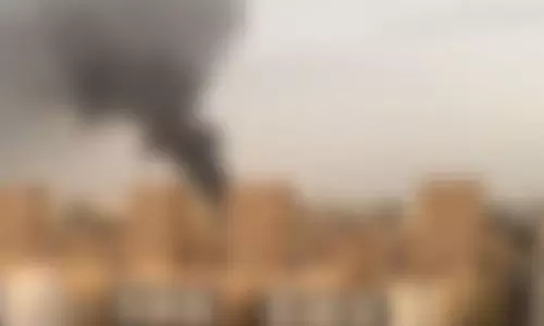 റിയാദിൽ ഫർണിച്ചർ കടകളിൽ തീപിടിത്തം; സിവിൽ ഡിഫൻസ് അണച്ചു