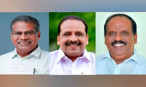 ത്രി​കോ​ണ​പോ​രി​ൽ ചാ​ത്ത​ന്നൂ​ർ ആ​ര്​ നേ​ടും;  ഇ​ട​ത് -വ​ല​ത് മു​ന്ന​ണി​ക​ളു​ടെ ആ​വേ​ശ​ക്കു​റ​വ് സം​ശ​യാ​സ്പ​ദം