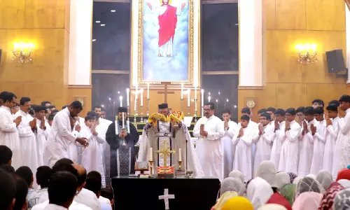 സെന്‍റ് മേരീസ് ഇന്ത്യൻ ഓർത്തഡോക്സ് കത്തീഡ്രൽ പെസഹ ശുശ്രൂഷകൾ നടത്തി