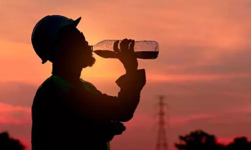 വേനൽക്കാലത്തെ മധ്യാഹ്ന ജോലിക്ക് അനുമതി തേടാം