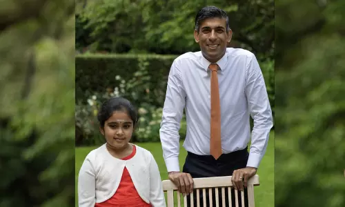 ലോകത്തിലെ മികച്ച ചെസ് താരം; ഇന്ത്യൻ വംശജയായ 11കാരിക്ക് അഭിനന്ദനവുമായി ​ഋഷി സുനക്