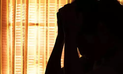 വിവാഹം കഴിഞ്ഞെന്ന് വ്യാജപ്രചാരണം; യുവതി തന്റെ ഭാര്യയെന്ന് നുണപ്രചരിപ്പിച്ച യുവാവിനെതിരെ പൊലീസ് കേസ്