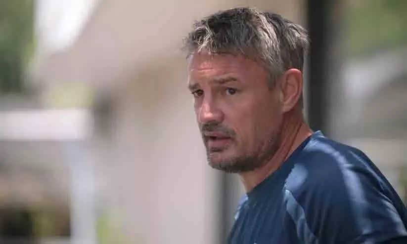 പുതിയ പരിശീലകന് കീഴിൽ ബ്ലാസ്റ്റേഴ്സിന് ഇന്ന് ആദ്യ കളി പുതിയ പരിശീലകന് കീഴിൽ ബ്ലാസ്റ്റേഴ്സിന് ഇന്ന് ആദ്യ കളി