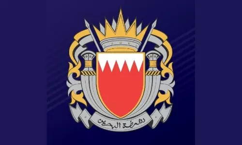 സിത്രയിൽ ഡ്രോൺ അവശിഷ്ടങ്ങൾ വീണ് നാല് പേർക്ക് പരിക്ക്, വീടുകൾക്ക് നാശനഷ്ടം