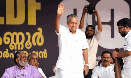 മൂന്നാം പിണറായി യുദ്ധം!