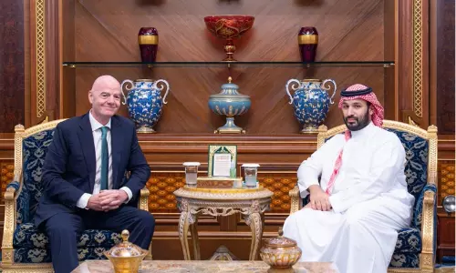 സൗദി കിരീടാവകാശിയും ഫിഫ പ്രസിഡൻറും കൂടിക്കാഴ്ച നടത്തി