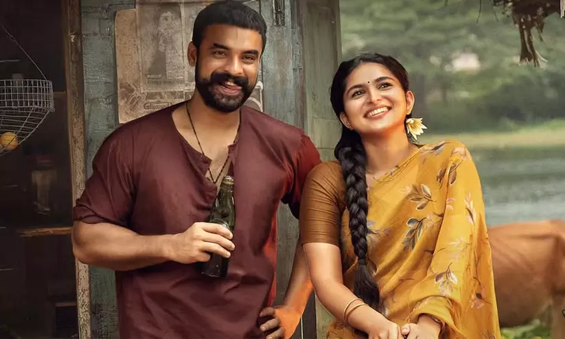 ആ മണ്ണ് കത്തിച്ച് വെണ്ണീറാക്കാൻ അവൻ വരും; പള്ളിച്ചട്ടമ്പി ഒഫീഷ്യൽ ട്രെയിലർ പുറത്ത് ആ മണ്ണ് കത്തിച്ച് വെണ്ണീറാക്കാൻ അവൻ വരും; പള്ളിച്ചട്ടമ്പി ഒഫീഷ്യൽ ട്രെയിലർ പുറത്ത്