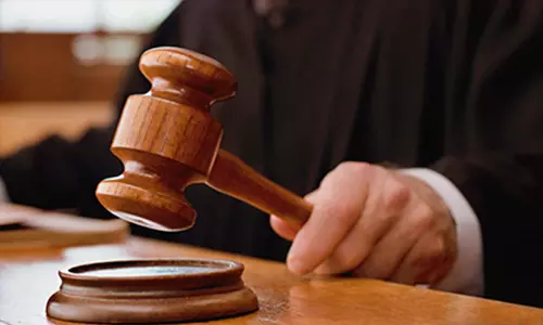 ഇൻഷൂറില്ലാത്ത വാഹനമിടിച്ചു; 28,000 ദിര്‍ഹം നഷ്ടപരിഹാരത്തിന്​ വിധി