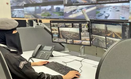 അ​ടി​യ​ന്ത​ര സ​ഹാ​യം; ‘911’ ന​മ്പ​റി​ലേ​ക്ക് വി​ളി​ക​ളു​ടെ എ​ണ്ണം റെ​ക്കോ​ഡി​ൽ