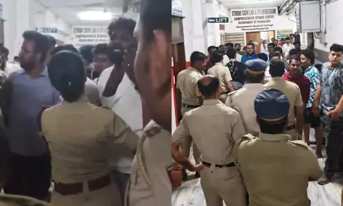 പ്രചാരണ ബോർഡുകൾ സ്ഥാപിക്കുന്നതിനിടെ സംഘർഷം: കഴക്കൂട്ടത്ത് യു.ഡി.എഫ് പ്രവർത്തകരെ ഡി.വൈ.എഫ്‌.ഐ മർദിച്ചെന്ന്; തെരഞ്ഞെടുപ്പ് കമീഷന് പരാതി നൽകി