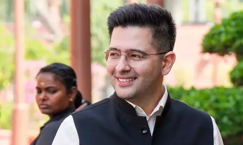 ചുവടുമാറ്റമോ? മോദി വിമർശന ട്വീറ്റുകൾ നീക്കി രാഘവ് ഛദ്ദ