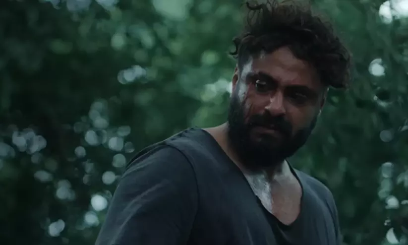 കാടിന്റെ താളം! വന്യമായ ഈണം; കാട്ടാളനുവേണ്ടി രവി ബസ്രൂർ ഒരുക്കിയ തീം മ്യൂസിക് പുറത്ത് കാടിന്റെ താളം! വന്യമായ ഈണം; കാട്ടാളനുവേണ്ടി രവി ബസ്രൂർ ഒരുക്കിയ തീം മ്യൂസിക് പുറത്ത്