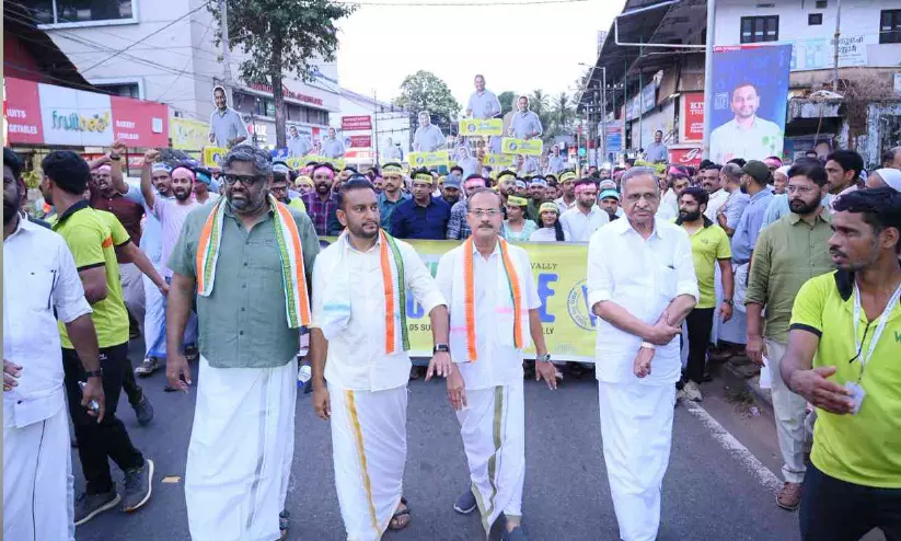 അവസാന വട്ടം തിരുവമ്പാടിയിൽ ഇഞ്ചോടിഞ്ച് അവസാന വട്ടം തിരുവമ്പാടിയിൽ ഇഞ്ചോടിഞ്ച്