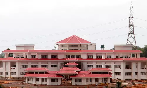 മാതാപിതാക്കളുടെ മരണശേഷം വിവാഹമോചിതയാകുന്ന മകൾക്ക് പെന്‍ഷന്‍ തുക കൈപ്പറ്റാനാവില്ല -ത്രിപുര ഹൈകോടതി