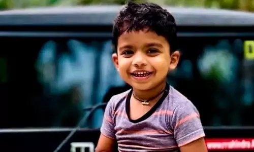 അങ്കണവാടി വിട്ട് വീട്ടിലേക്ക് പോയ മൂന്ന് വയസുകാരന്‍ വാഹനമിടിച്ച് മരിച്ചു