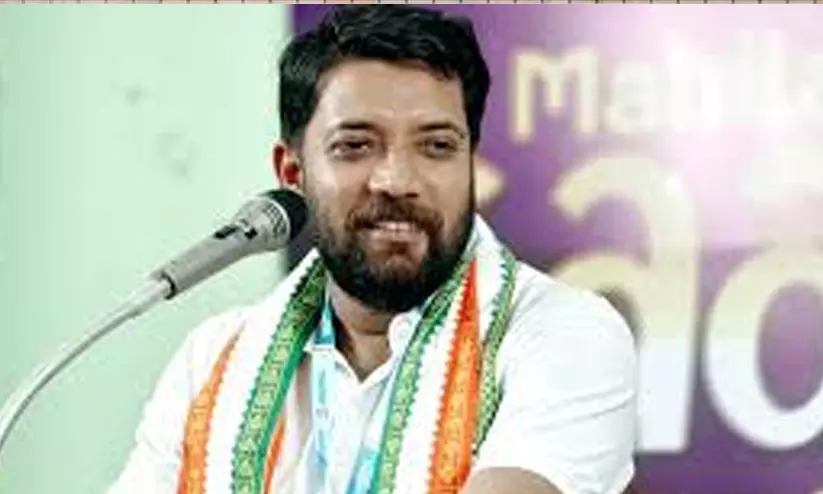 രേവന്ത് റെഡിക്കെതിരായ പരാമർശം: മുഖ്യമന്ത്രിയിൽ പ്രകടമായത് നിലവാര തകര്ച്ച -ഷാഫി പറമ്പില് എം.പി രേവന്ത് റെഡിക്കെതിരായ പരാമർശം: മുഖ്യമന്ത്രിയിൽ പ്രകടമായത് നിലവാര തകര്ച്ച -ഷാഫി പറമ്പില് എം.പി