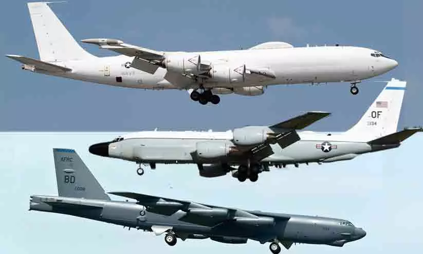 ‘ഈ മൂന്ന് വിമാനങ്ങൾ ഒന്നിച്ച് പ്രത്യക്ഷപ്പെട്ടത് ആണവാക്രമണ തയാറെടുപ്പ് ലോകത്തോടു വിളിച്ചു പറയുന്നതിനു തുല്യം’ -ഇറാനിൽ അമേരിക്ക ആണവാക്രമണത്തിന് തയ്യാറെടുക്കുന്നു? ‘ഈ മൂന്ന് വിമാനങ്ങൾ ഒന്നിച്ച് പ്രത്യക്ഷപ്പെട്ടത് ആണവാക്രമണ തയാറെടുപ്പ് ലോകത്തോടു വിളിച്ചു പറയുന്നതിനു തുല്യം’ -ഇറാനിൽ അമേരിക്ക ആണവാക്രമണത്തിന് തയ്യാറെടുക്കുന്നു?