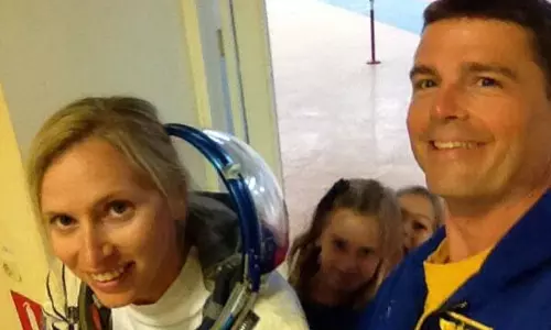 ചന്ദ്രനെ സാക്ഷിയാക്കി പേരുവിളിച്ചു...‘കാരോൾ’; മരിച്ചുപോയ ആ അമ്മയുടെ പേരും അവർ ചരിത്രത്തിൽ കുറിച്ചു