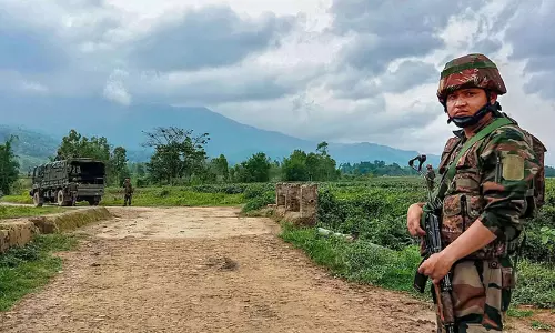 വീടിനുനേരെ ബോംബാക്രമണം: മണിപ്പൂരിൽ രണ്ട് പിഞ്ചുകുഞ്ഞുങ്ങൾ കൊല്ലപ്പെട്ടു