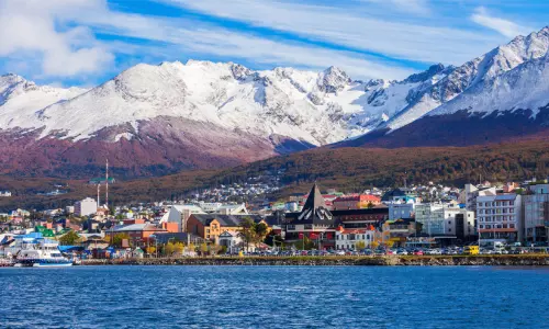 ഒരു ദിവസം നാല് സീസണുകൾ, പെൻഗ്വിനുകൾക്കൊപ്പം നടന്നു സഞ്ചരിക്കാം; ‘ലോകത്തിന്റെ അവസാന’ത്തിലേക്ക് ഒരു യാത്ര