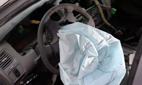 അപകട സമയത്ത് വീർക്കുന്നതിന് പകരം പൊട്ടിത്തെറിച്ച് ജീവനെടുക്കുന്നു; ചൈനീസ് എയർബാഗുകൾക്ക് വിലക്കുമായി യു.എസ്