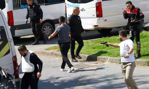 ഇസ്താംബൂളിലെ ഇസ്രായേൽ കോൺസുലേറ്റിന് മുന്നിൽ വെടിവെപ്പ്; രണ്ടുപേർ കൊല്ലപ്പെട്ടു