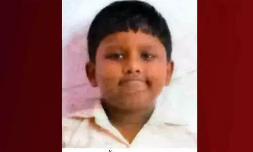 10 വയസ്സുകാരന് അമ്യൂസ്മെന്റ് പാര്ക്കില് മരിച്ചു; ‘ഭക്ഷണം കഴിച്ച ഉടൻ പൂളിൽ ഇറങ്ങി, ഛര്ദിയും ദേഹാസ്വാസ്ഥ്യവുമുണ്ടായി’ 10 വയസ്സുകാരന് അമ്യൂസ്മെന്റ് പാര്ക്കില് മരിച്ചു; ‘ഭക്ഷണം കഴിച്ച ഉടൻ പൂളിൽ ഇറങ്ങി, ഛര്ദിയും ദേഹാസ്വാസ്ഥ്യവുമുണ്ടായി’