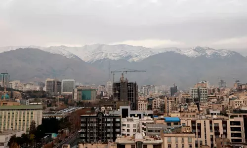 ‘എവിടെയാണോ അവിടെ തന്നെ തുടരുക’ -ഇറാനിലെ ഇന്ത്യക്കാരോട് കേന്ദ്രം ‘എവിടെയാണോ അവിടെ തന്നെ തുടരുക’ -ഇറാനിലെ ഇന്ത്യക്കാരോട് കേന്ദ്രം